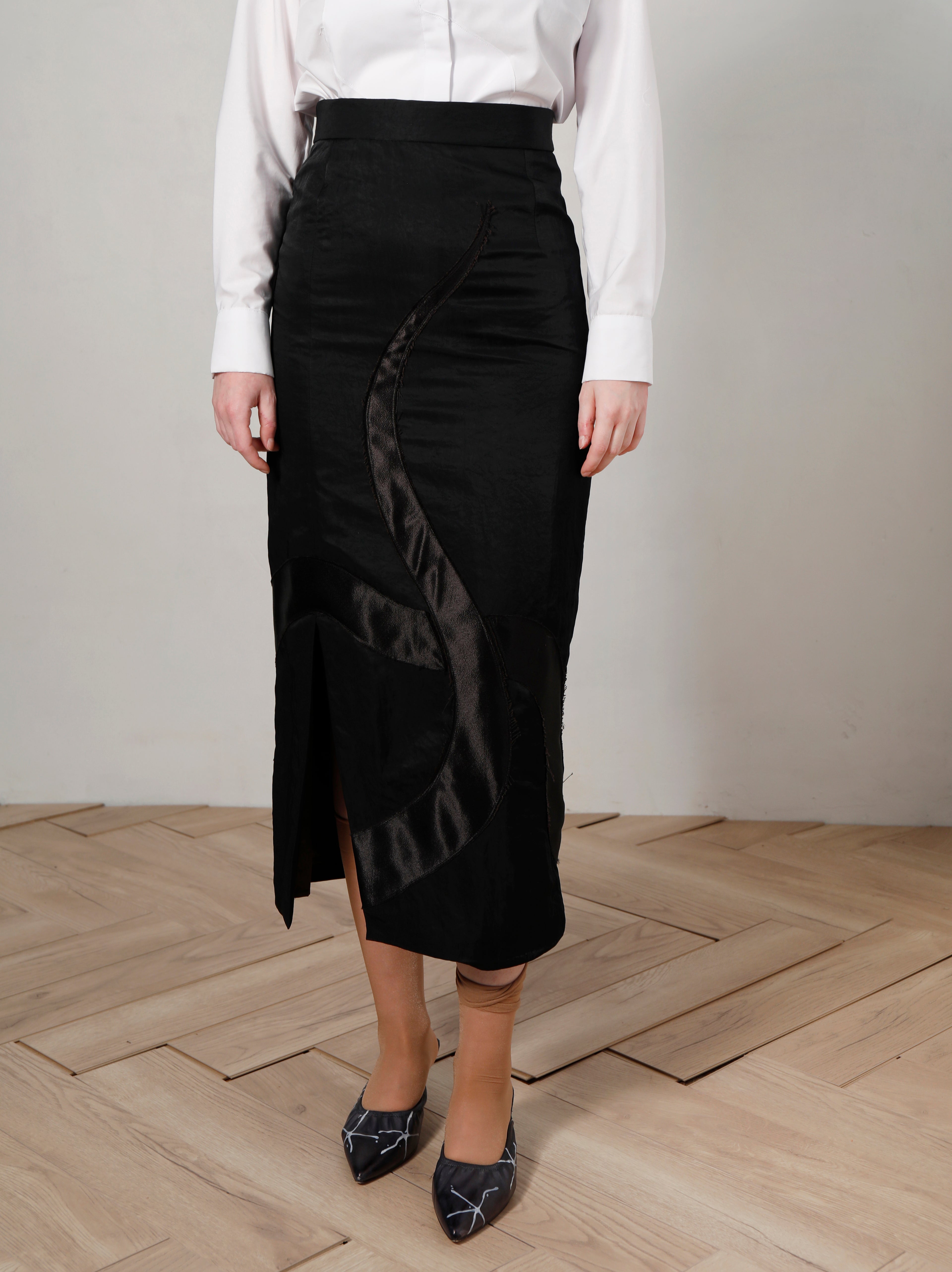 Serpent Skirt - Black
